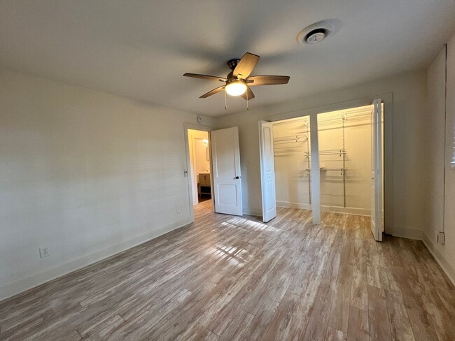 Building Photo - 3 Bed | 2 Bath Single Family Home
