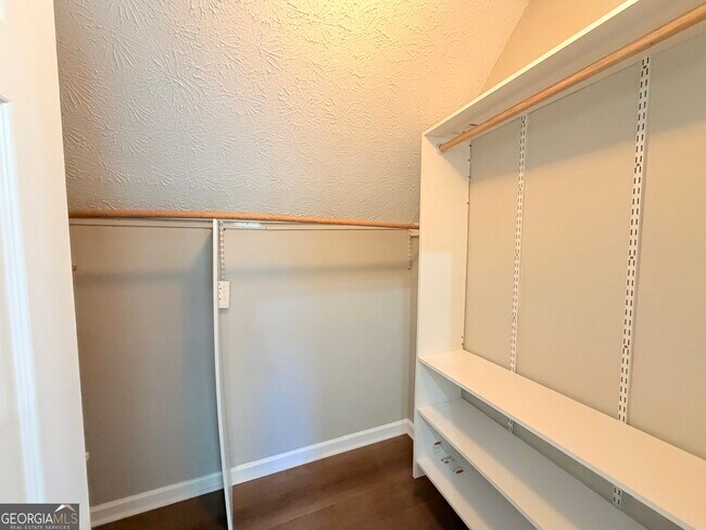 Building Photo - 3145 Waterplace Cove