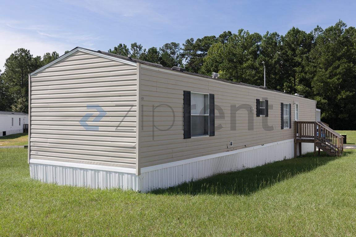 Building Photo - Unit 303