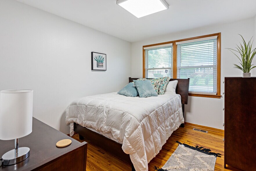 Bedroom 2 - 701 Revels Dr
