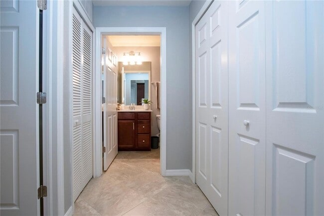 Building Photo - 5548 Palmer Cir