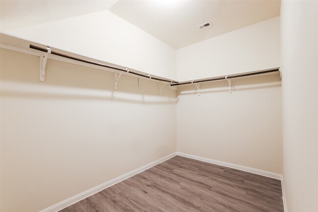 Building Photo - 12346 Gemma Ln