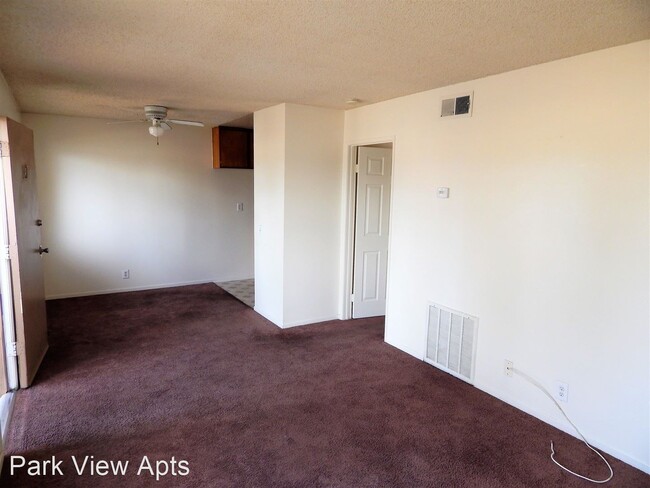 Building Photo - 16350 Pebble Beach Dr