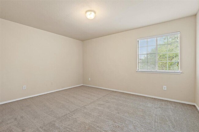 Building Photo - Bauerle Ranch Gem with Space, Style, and P...