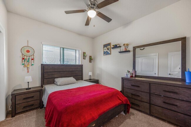Building Photo - Newly Built Lennar Home in Northwest Fresno