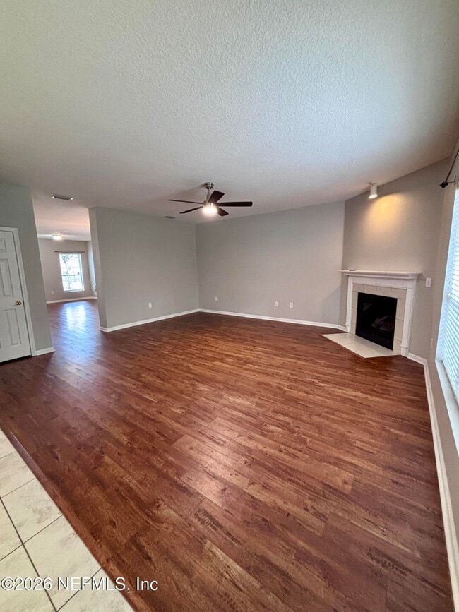 Building Photo - 121 Mahogany Bay Dr