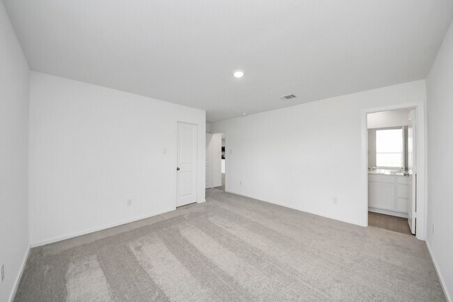 Building Photo - 25415 Birch St