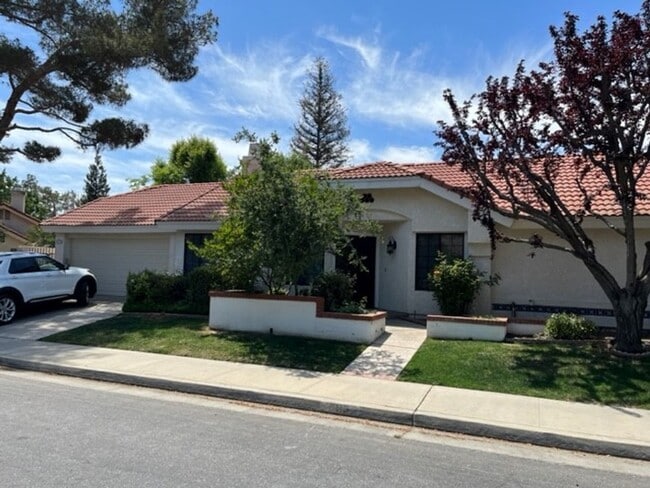 Building Photo - 8113 Wimbley Way