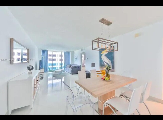 Building Photo - 4001 S Ocean Dr