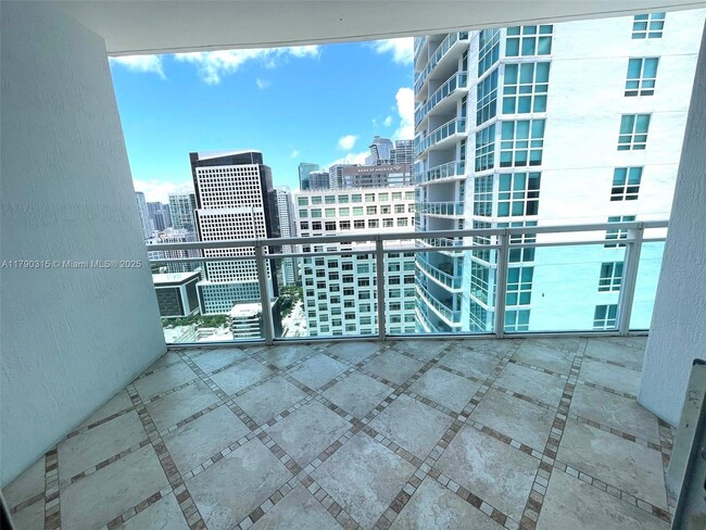 Building Photo - 951 Brickell Ave