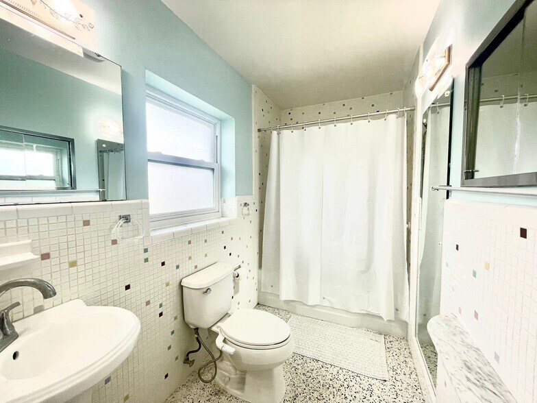 Building Photo - 4510 Cranston Pl