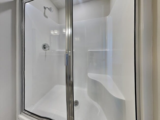 Building Photo - Available Now!  Burnside Farms  - Fenced i...