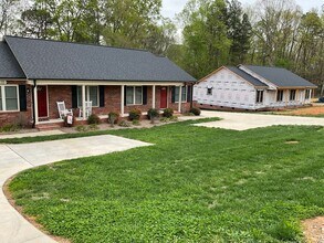 Building Photo - Duplex with 2 Bedrooms, 2 Baths on Janice Road, Lincolnton NC