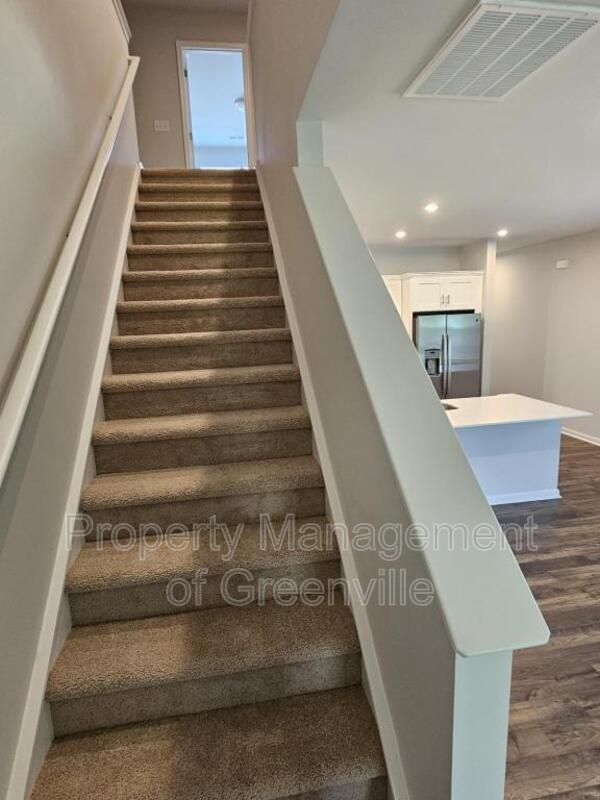 Building Photo - 416 Mariene Dr