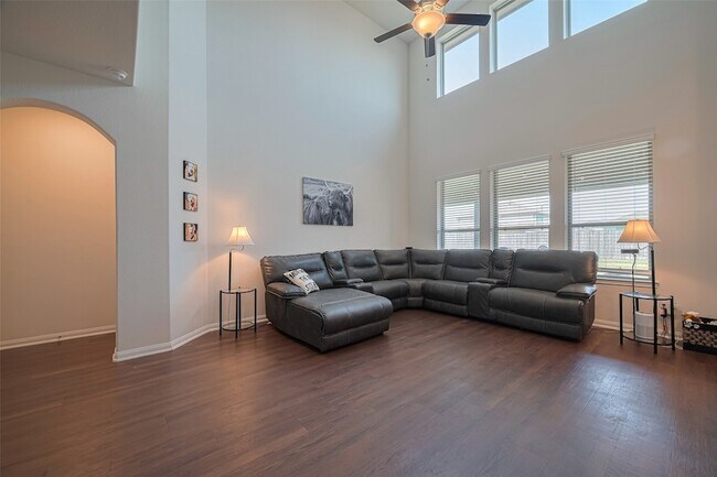 Building Photo - 308 Morning Dove Trl