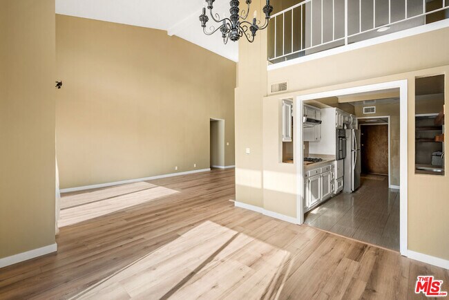 Building Photo - 1944 Glendon Ave