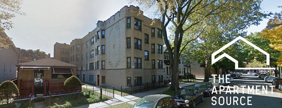 Building Photo - 1913 W Larchmont Ave