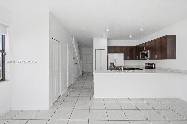 Building Photo - 28702 SW 133rd Ct