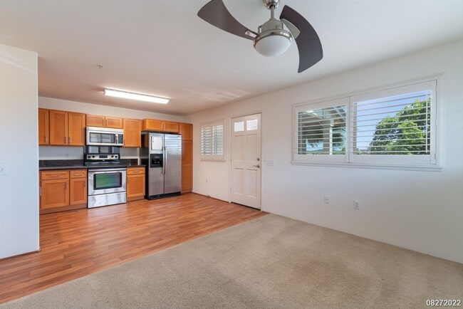 Building Photo - 1BR 1 BA with 2 ASSIGNED PARKING STALLS & ...