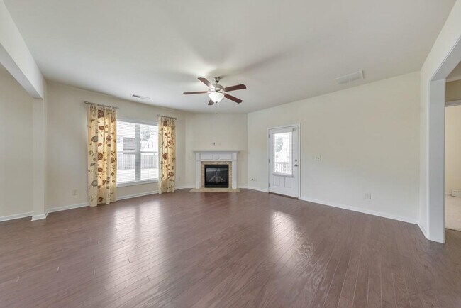 Building Photo - 4990 Brierstone Dr