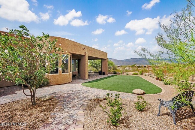 Building Photo - 14466 E Flamingo Cres Pl