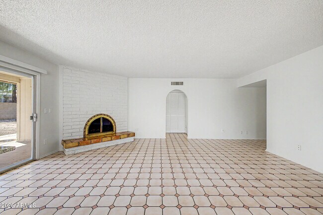 Building Photo - 17213 N 35th Dr
