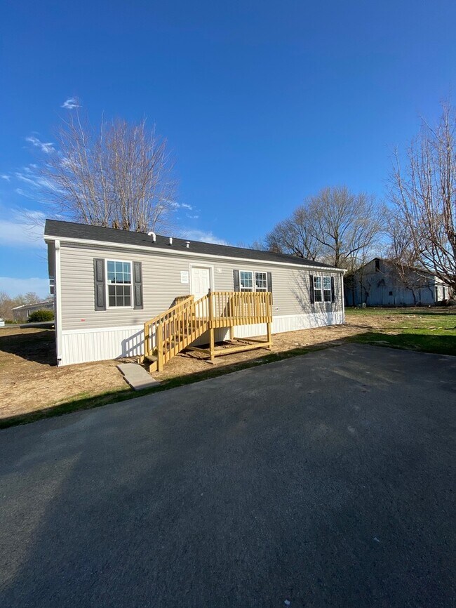 Primary Photo - The Barton II at Courtyard Community