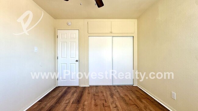 Building Photo - 15034 Sequoia St