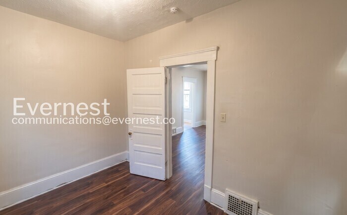 Building Photo - 6401 Gertrude Ave