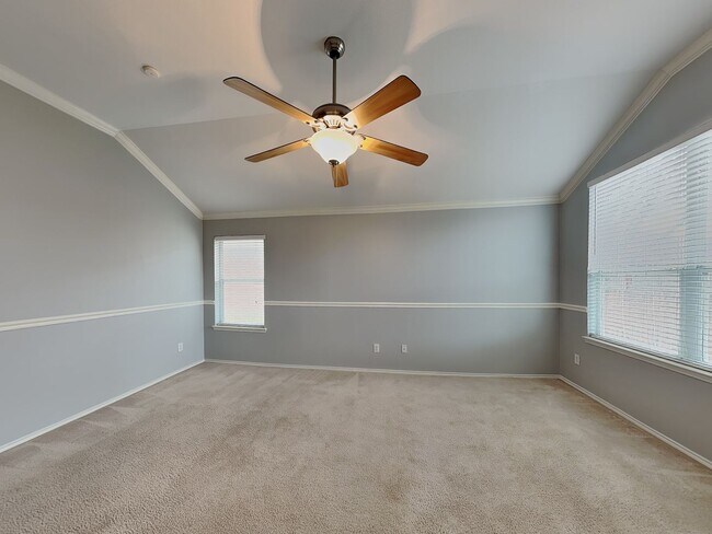 Building Photo - Where Comfort Meets Convenience in Marine Creek Ranch