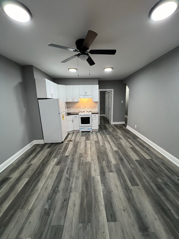 Building Photo - 1225 Belmont Ave