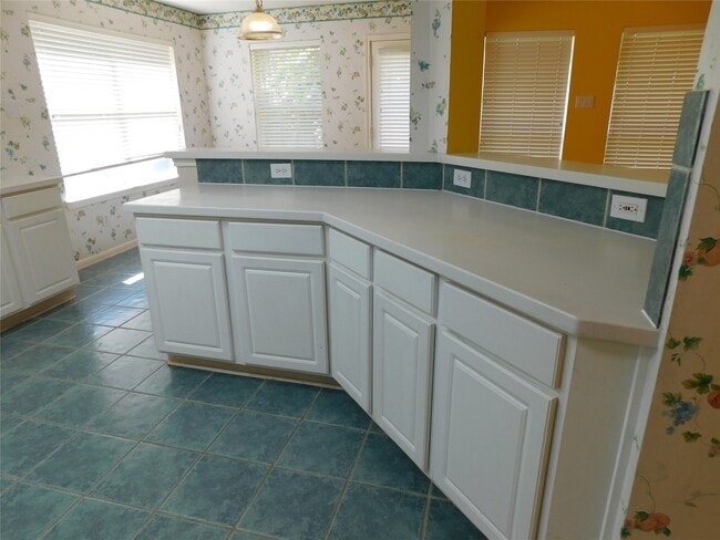 Building Photo - 3702 Heritage Colony Dr
