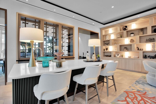 Building Photo - 153 N Seabreeze Blvd