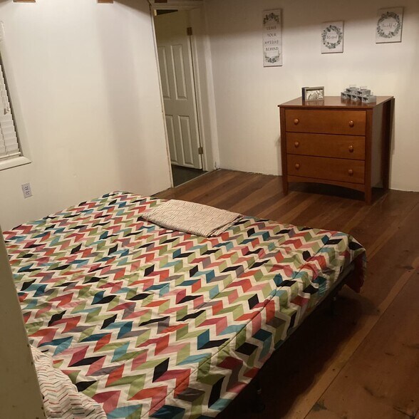 Building Photo - 1132 Shanghai Rd