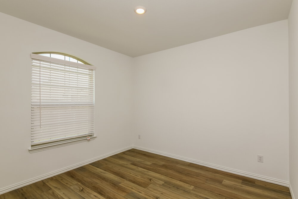 Building Photo - 14785 Mainstay Way