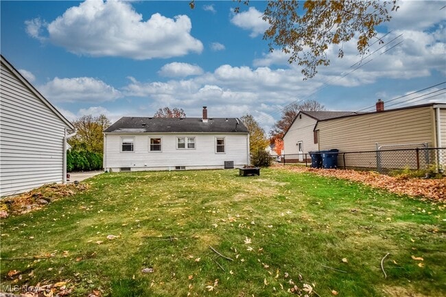 Building Photo - 5134 Harmony Ln