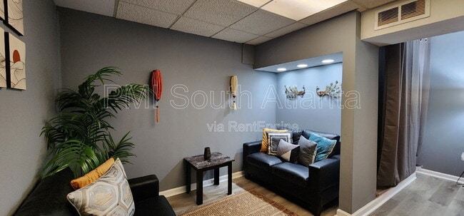 Building Photo - 150 Timberland Trail