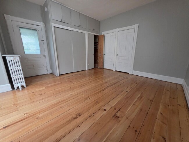 Building Photo - 519 N Barstow St