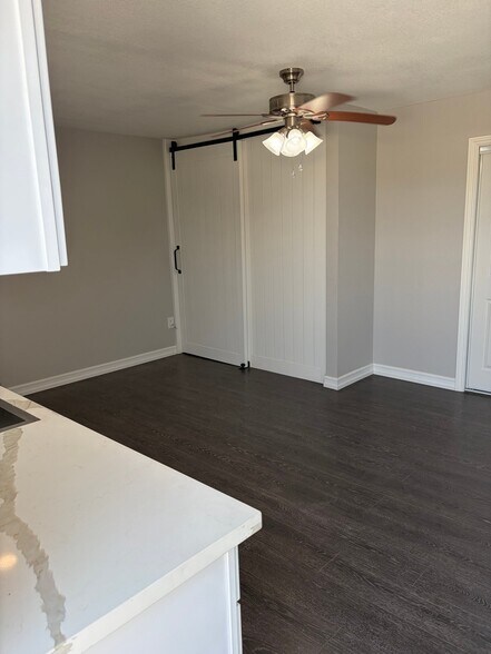 Building Photo - 31260 Saddleback Ln