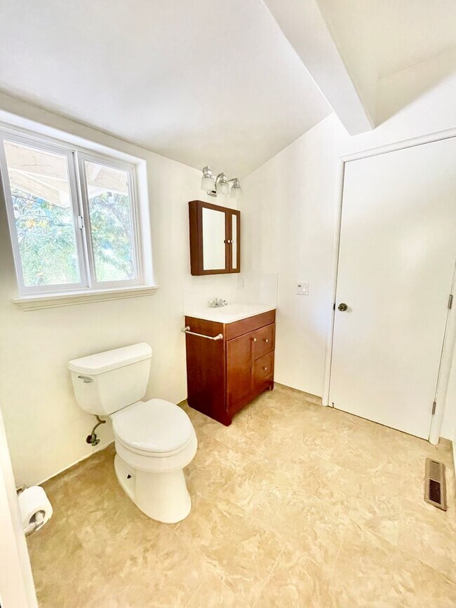 Building Photo - 5434 Monte Verde Dr