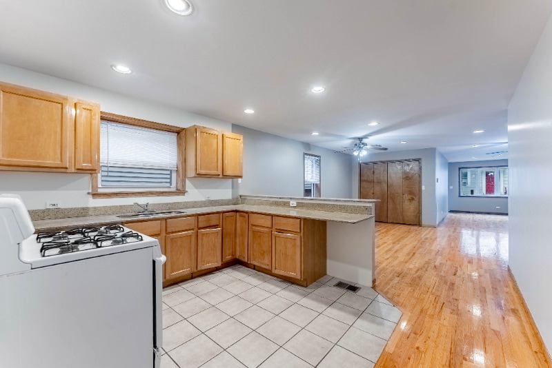 Building Photo - 1926 S Shelby Ct