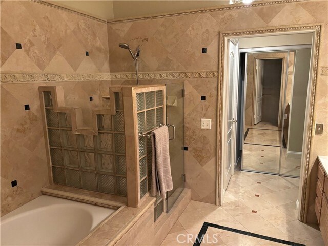 Building Photo - 105 Bay Hill Dr