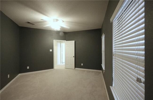 Building Photo - 2519 Midnight Star Dr