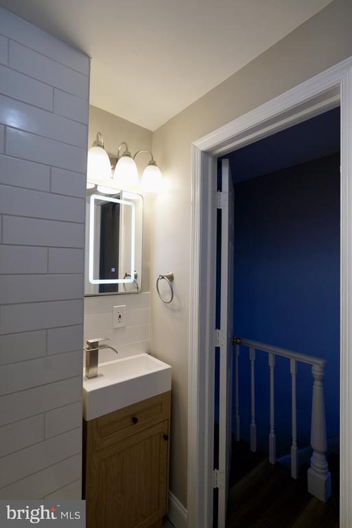 Building Photo - 2655 Cedar St