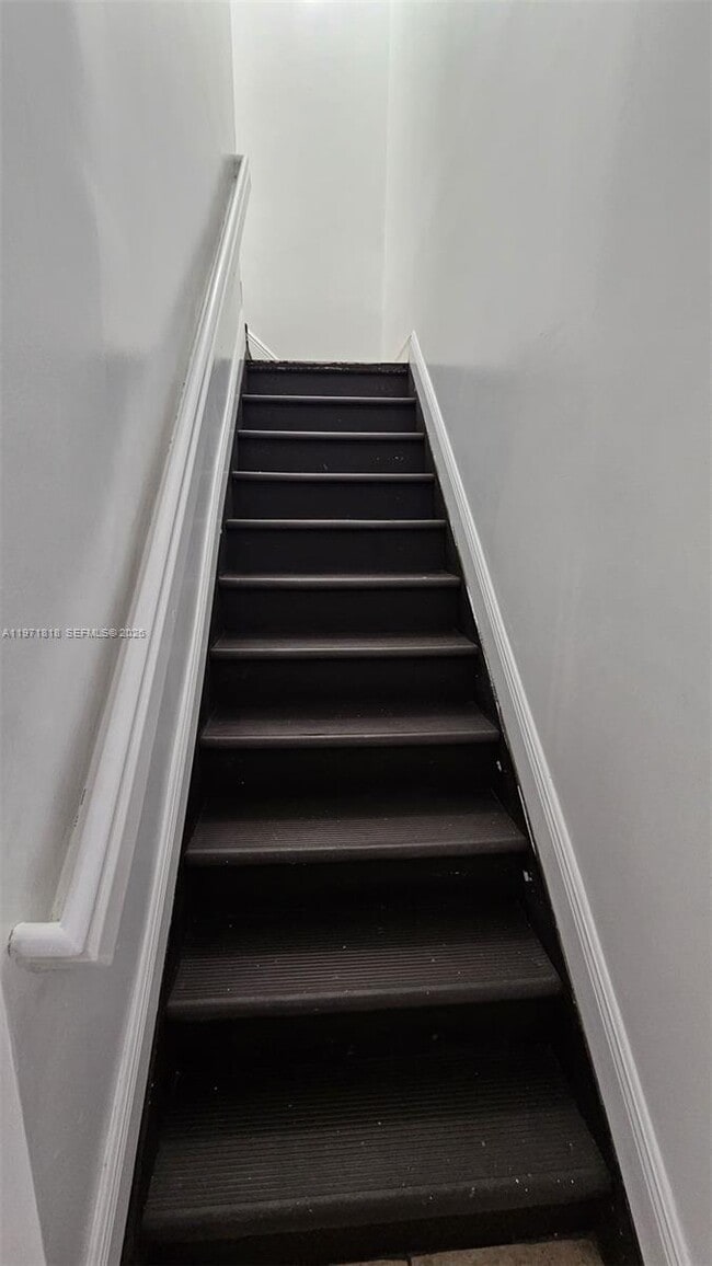 Building Photo - 535 NW 19th St