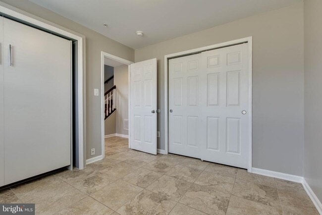 Building Photo - 1038 Ironwood Ln