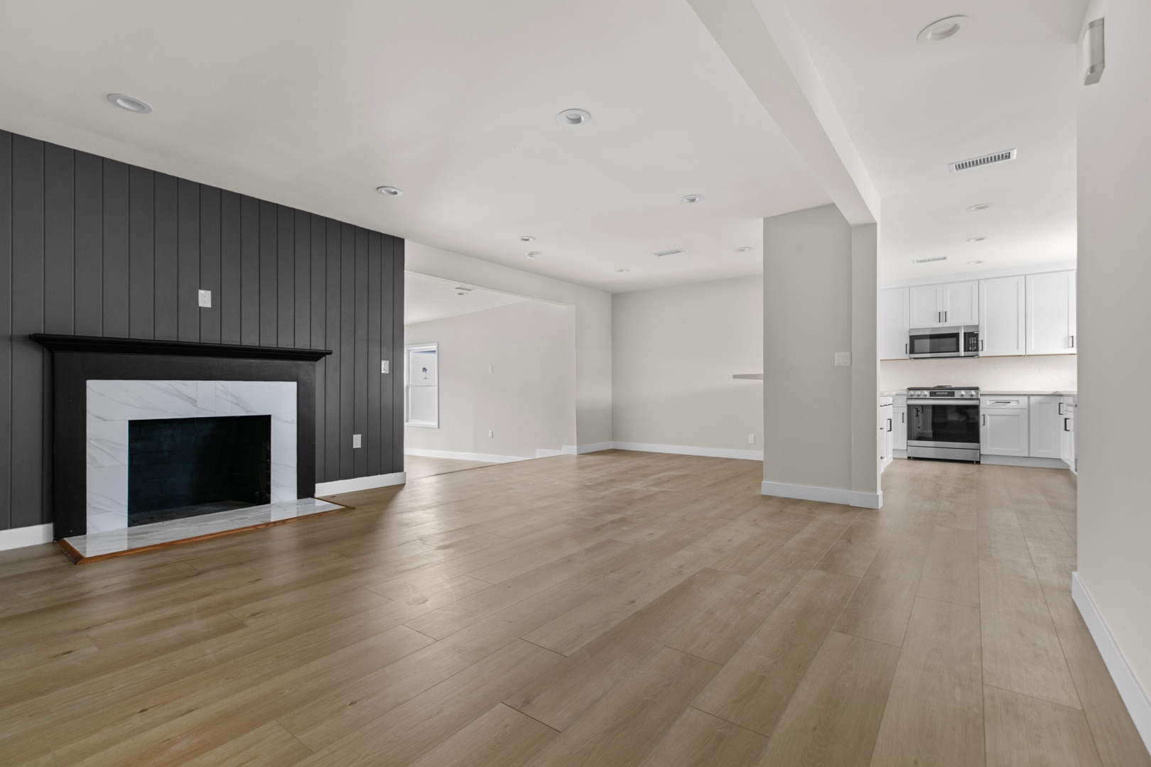 Building Photo - 6921 Bluebell Ave