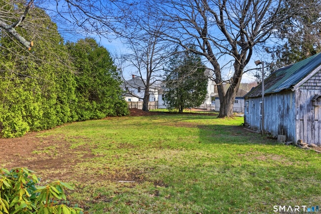 Building Photo - 43 Dunham St