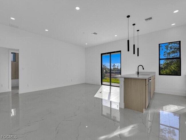 Building Photo - 1839 Lockhaven Ct