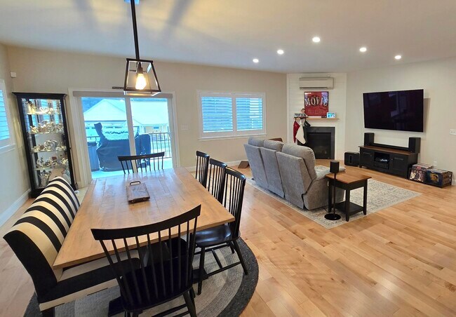 Building Photo - 24 John Hardie Wy